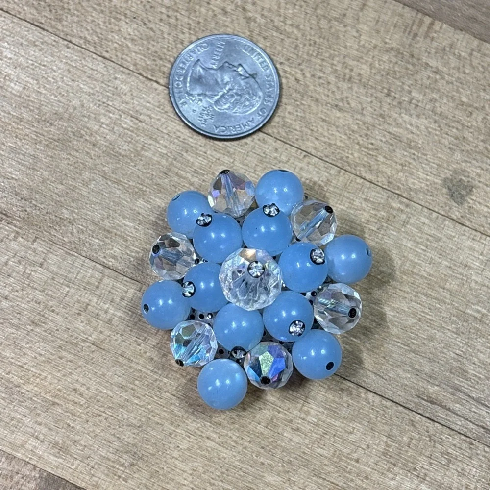 Vintage 1950s Blue Moonglow AB Crystal Bead Cluster 3D Brooch Pin Silver Tone